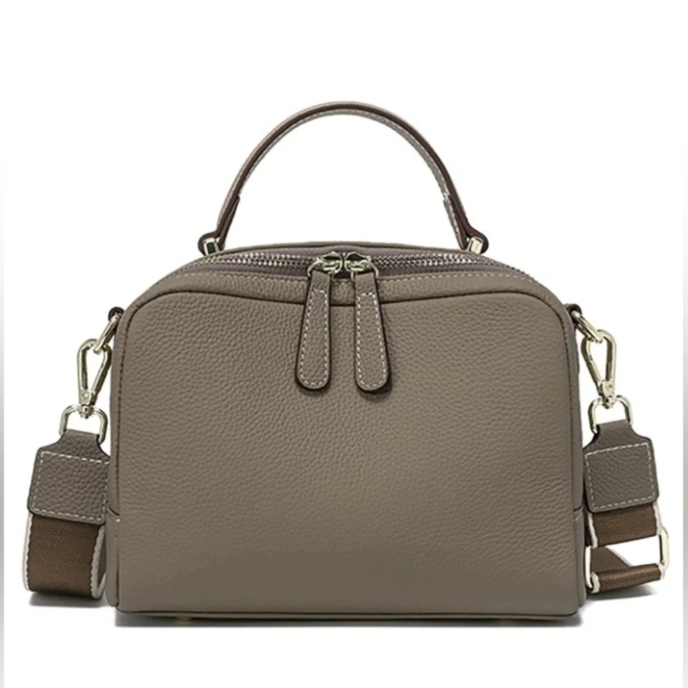 Elegant Taupe (Elephant Gray) Leather Handbag